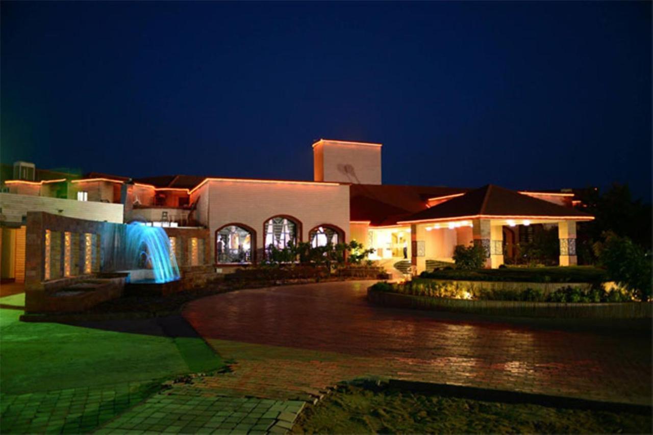 Regenta Resort Bhuj By Royal Orchid Hotels Limited Luaran gambar