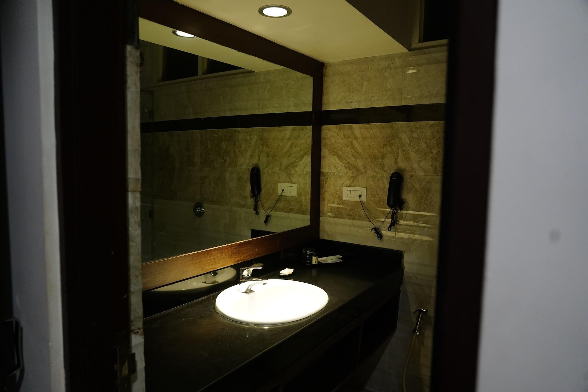 Regenta Resort Bhuj By Royal Orchid Hotels Limited Luaran gambar