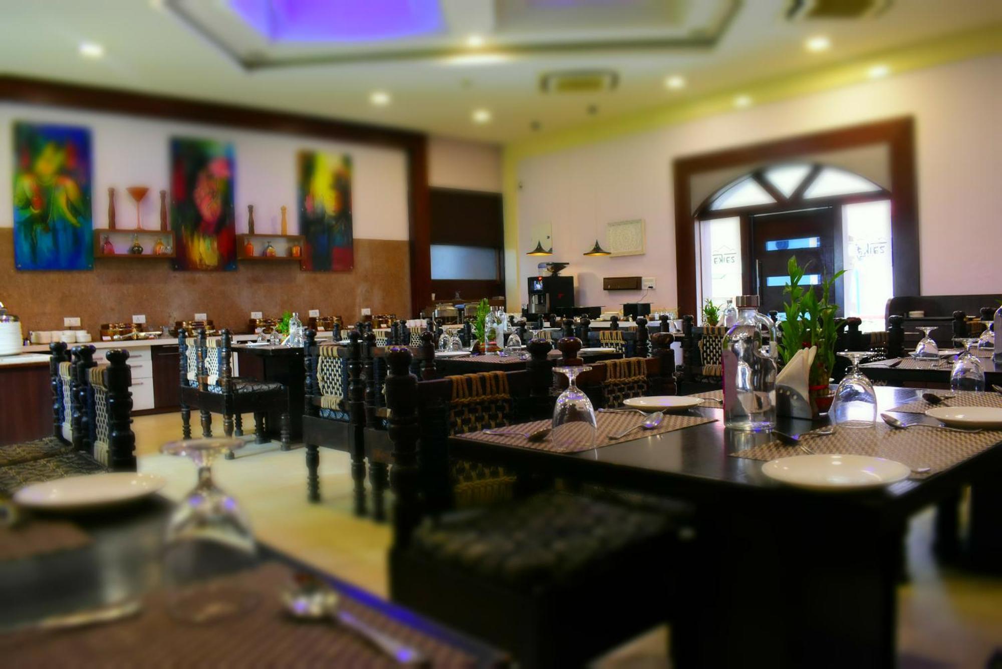 Regenta Resort Bhuj By Royal Orchid Hotels Limited Luaran gambar
