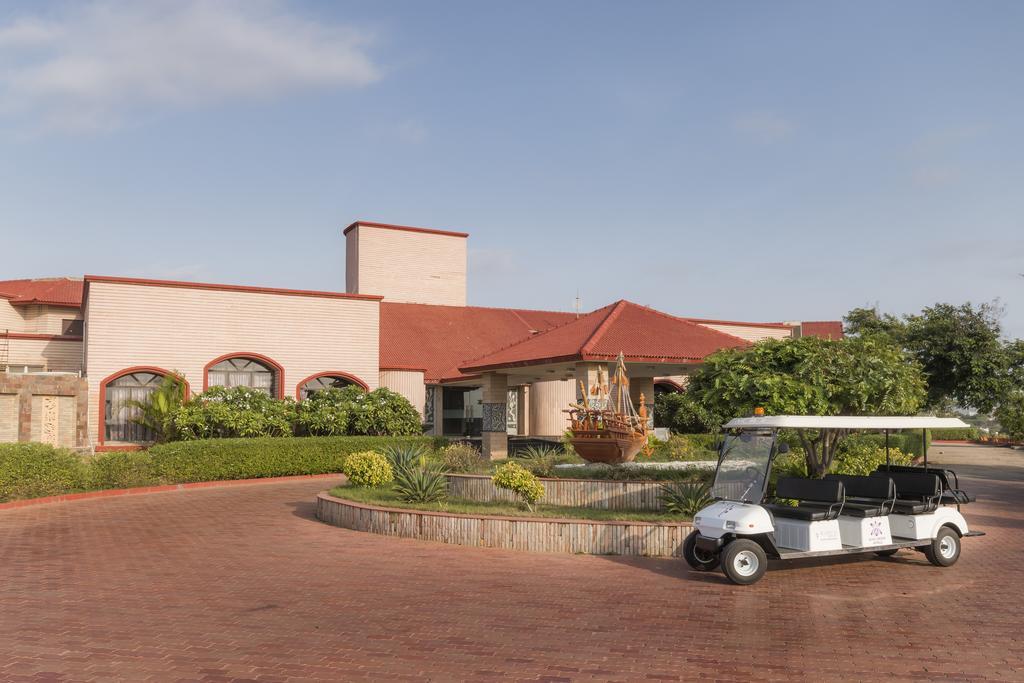 Regenta Resort Bhuj By Royal Orchid Hotels Limited Luaran gambar