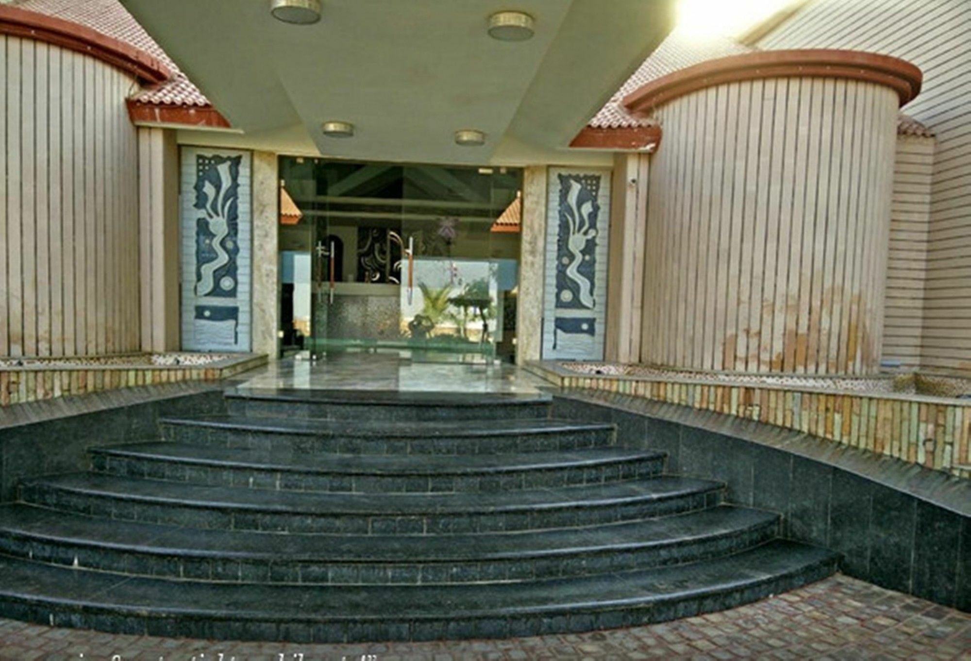 Regenta Resort Bhuj By Royal Orchid Hotels Limited Luaran gambar